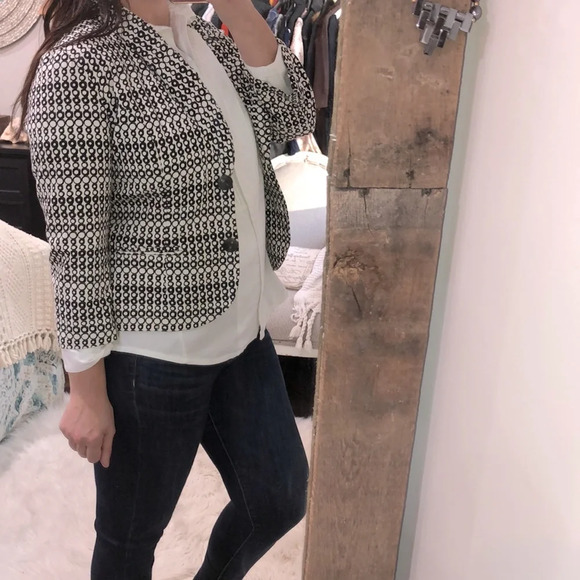Cabi size 8 black & white circle print career blazer - Picture 2 of 8